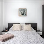 Apartamento En Barrio Tipico: Experiencia Local. 아파트 아데제