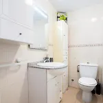 Apartamento En Barrio Tipico: Experiencia Local.