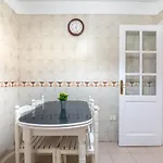 Apartamento En Barrio Tipico: Experiencia Local. *