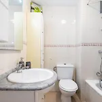 Apartamento En Barrio Tipico: Experiencia Local. 아데제