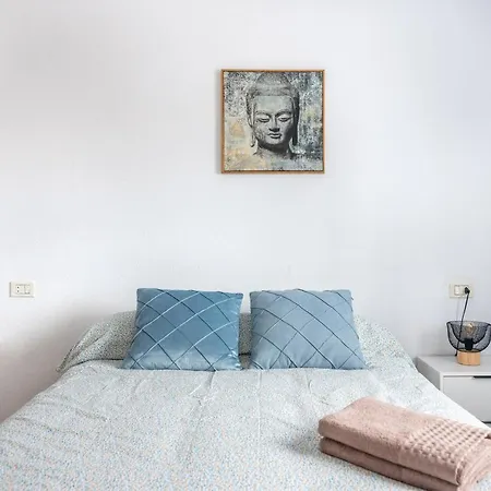 Apartamento En Barrio Tipico: Experiencia Local. 아파트 아데제