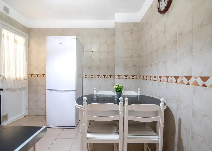 Apartamento En Barrio Tipico: Experiencia Local. Costa Adeje (Tenerife)